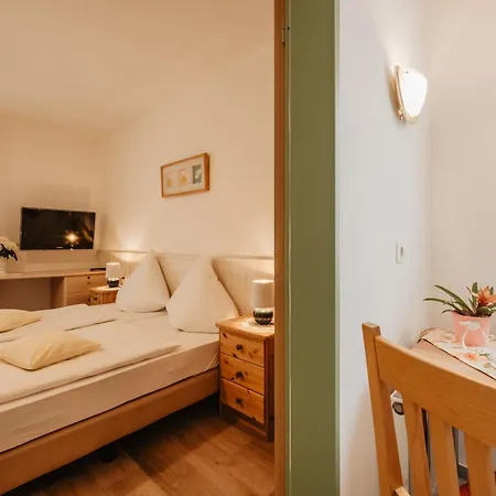 Schillerhof Apartment